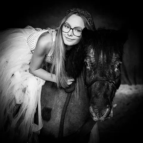 Adolescente Poneyseance Photo Studio Cavalier Cheval Centre Equestre 12